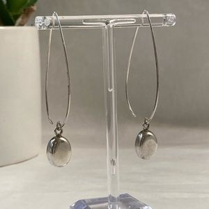 *Just sold* 925 Silpada threader Earrings